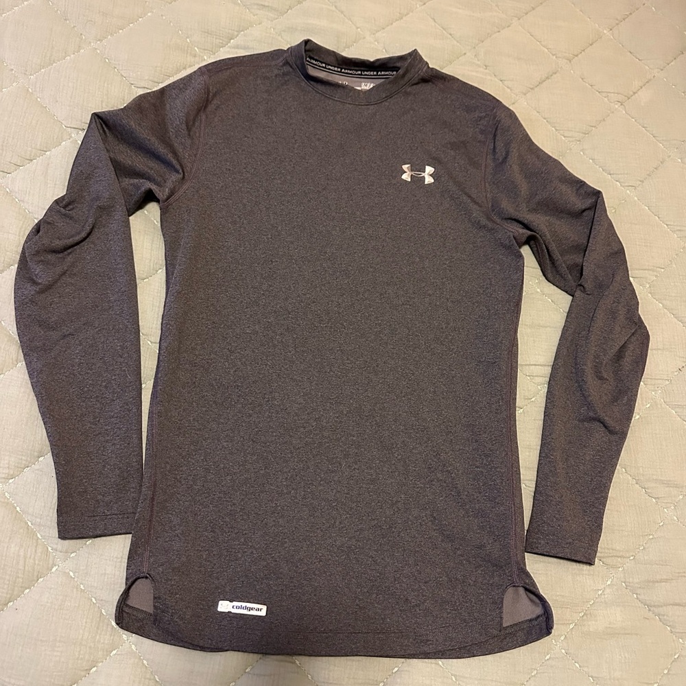 Under Armour Dark Gray ColdGear Fitted Long Sleeve Shirt, size SM/P/P